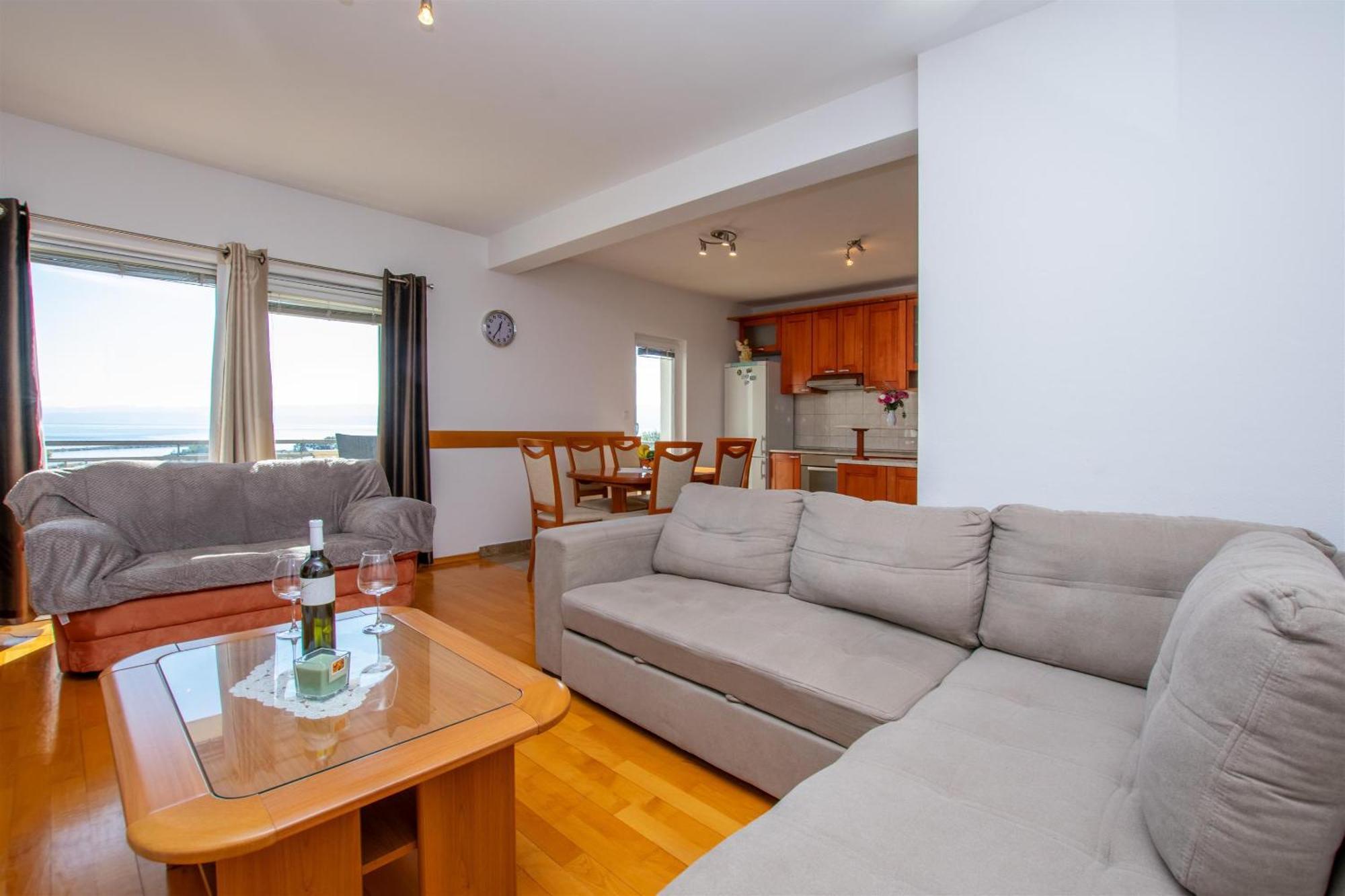 Apartment Zdravko Омиш Экстерьер фото