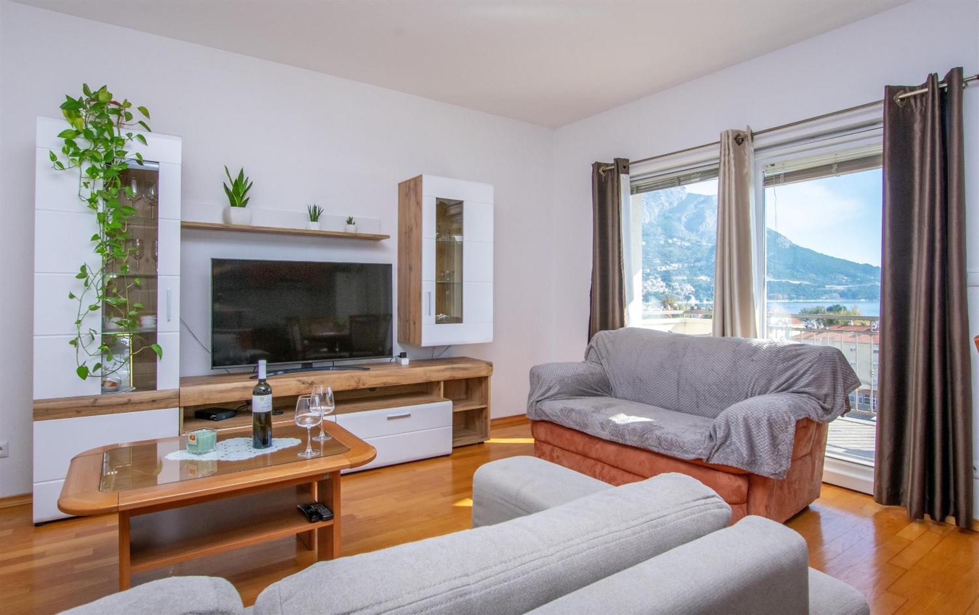 Apartment Zdravko Омиш Экстерьер фото